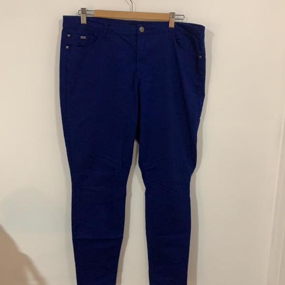 Blue pants - Picture 2 of 2